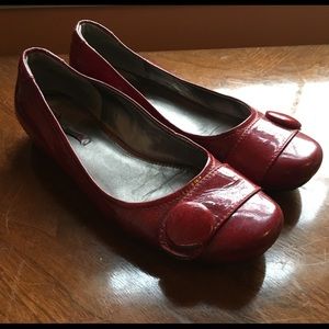 Red Ecco ballet flats